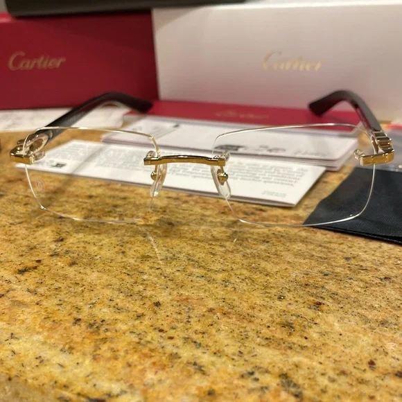 Cartier Genuine Buffalo Horn Eyewear CT0453O-001.Brand new authentic.Buffs